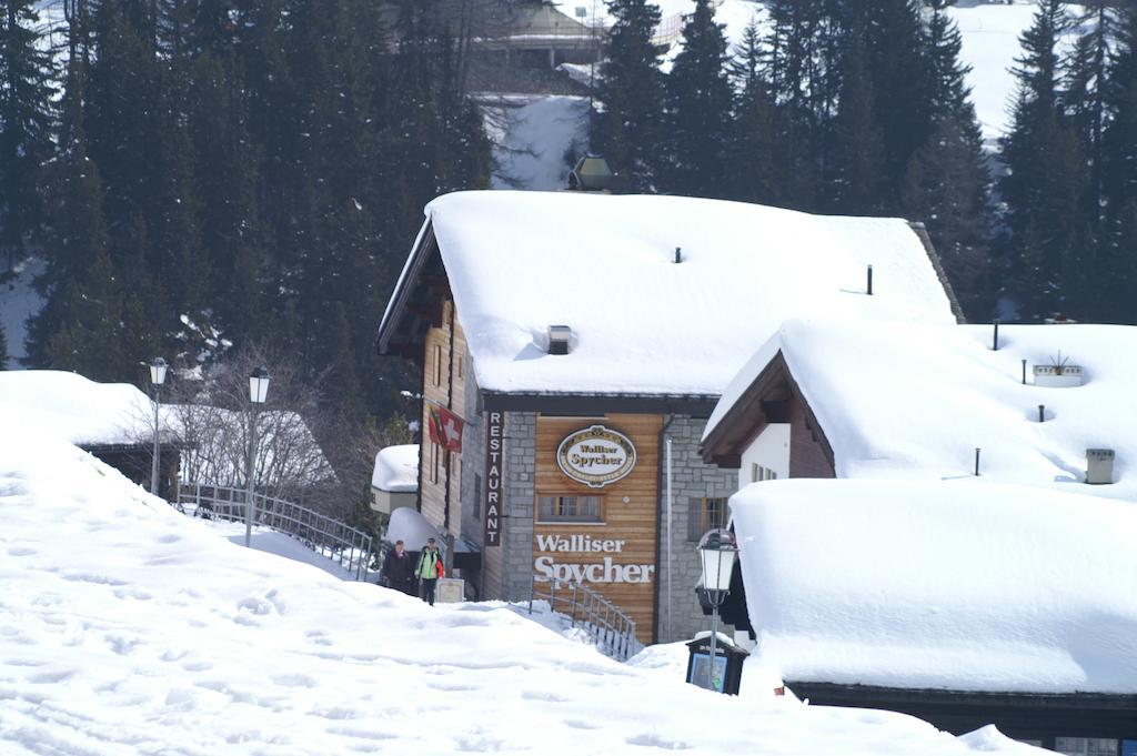 רידראלפ Swiss Chalet-Style Hotel Walliser Spycher חדר תמונה