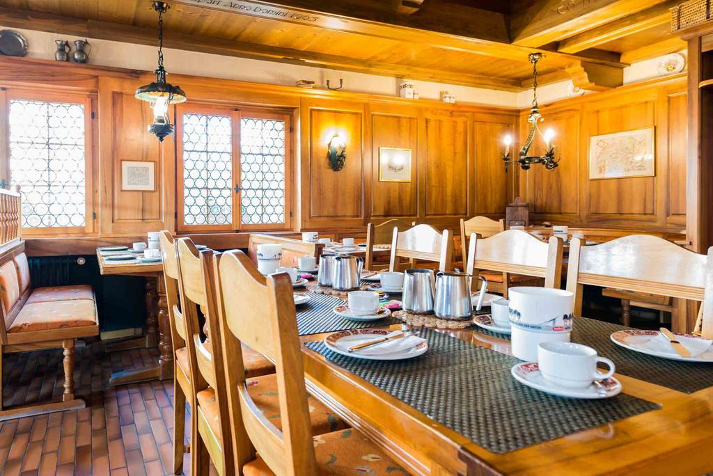 רידראלפ Swiss Chalet-Style Hotel Walliser Spycher מראה חיצוני תמונה