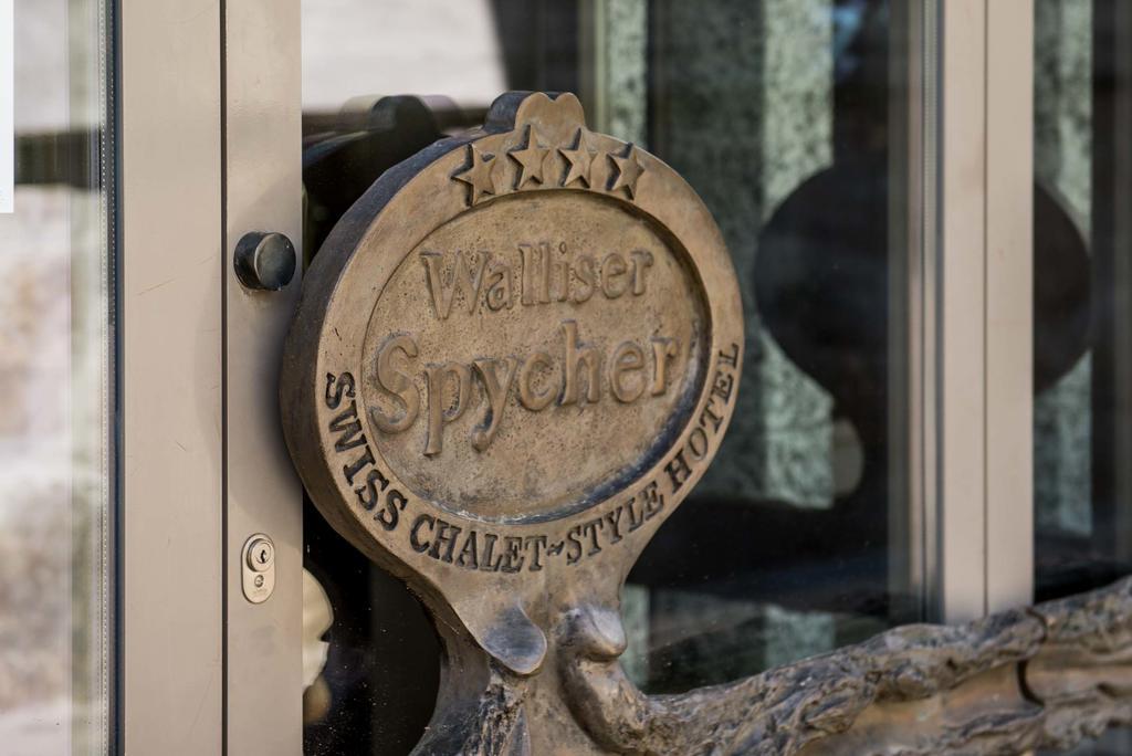 רידראלפ Swiss Chalet-Style Hotel Walliser Spycher מראה חיצוני תמונה