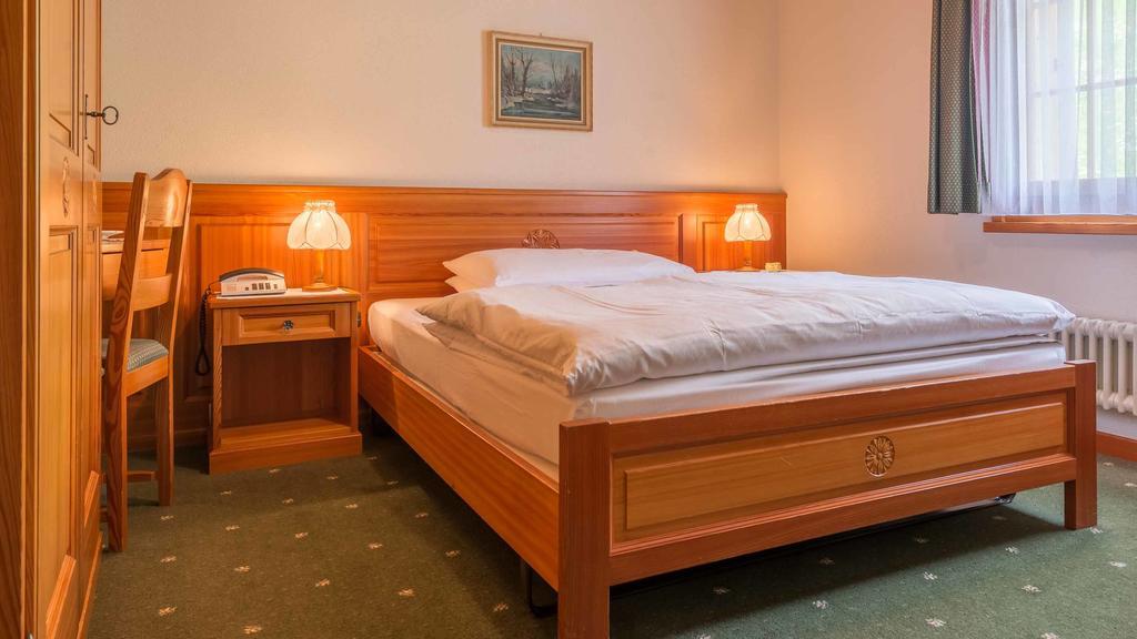 רידראלפ Swiss Chalet-Style Hotel Walliser Spycher מראה חיצוני תמונה