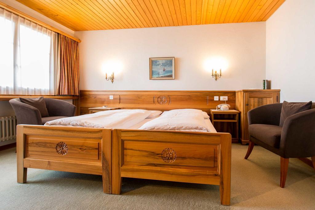 רידראלפ Swiss Chalet-Style Hotel Walliser Spycher מראה חיצוני תמונה