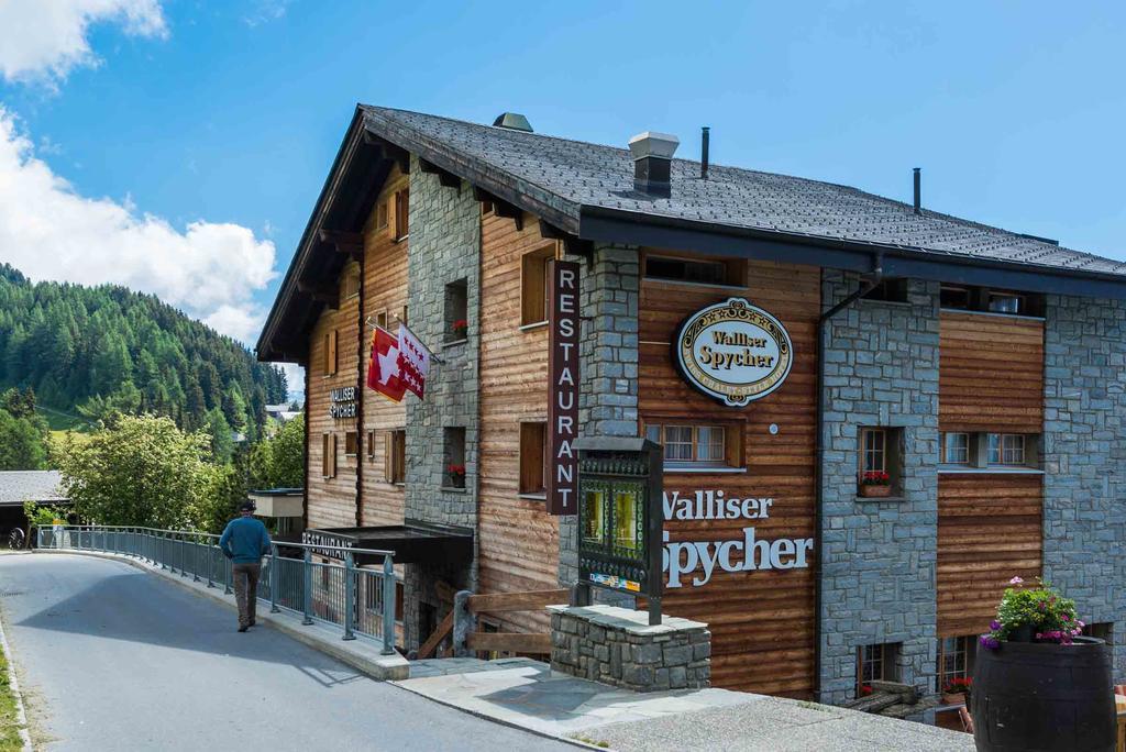 רידראלפ Swiss Chalet-Style Hotel Walliser Spycher מראה חיצוני תמונה